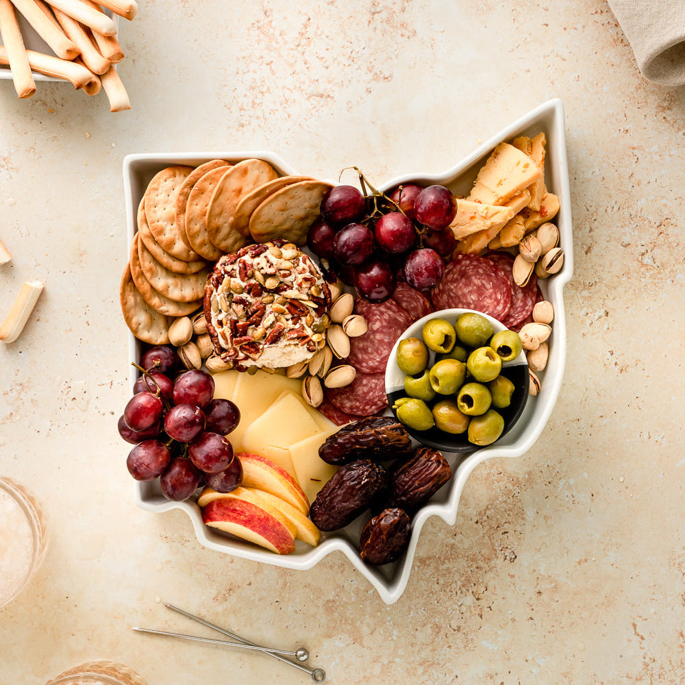 Glossy white Ohio State Plate meat and cheese appetizer dish. Ohio charcuterie board. Ohio charcuterie tray. OH app dish. Ceramic baking dish. Ohio porcelain baking dish. Ohio serving tray. Ohio appetizer tray. OH bakeware. OH dish. OH pie plate. OH cake dish. Ohio kitchen gift. Ohio cooking gift. OH gift. 